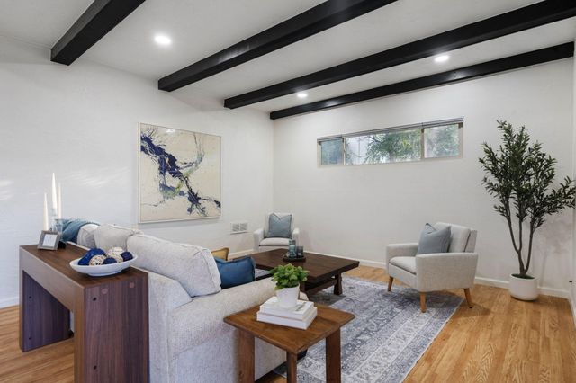 4523 Burton Avenue SE, Albuquerque, NM 87108