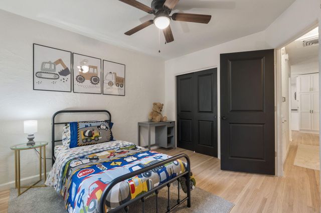 4523 Burton Avenue SE, Albuquerque, NM 87108