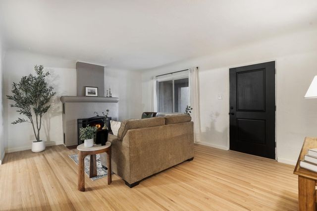 4523 Burton Avenue SE, Albuquerque, NM 87108