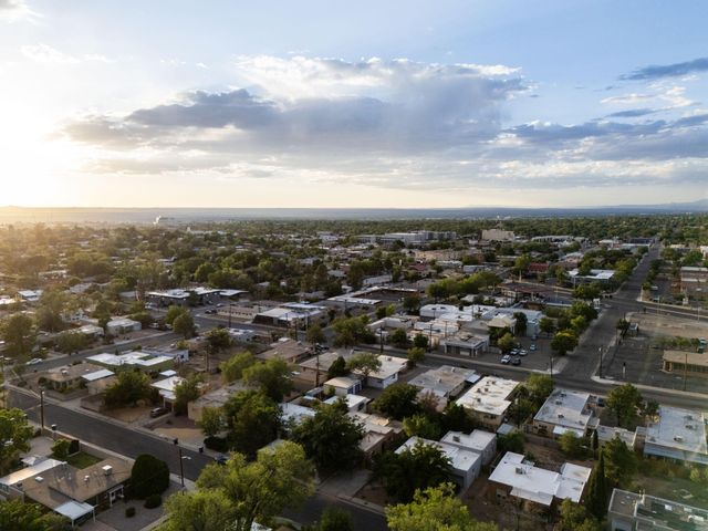 4523 Burton Avenue SE, Albuquerque, NM 87108