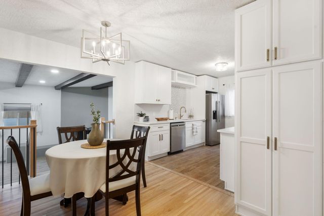 4523 Burton Avenue SE, Albuquerque, NM 87108