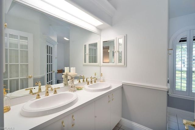 2421 22nd AVE NE, Naples, FL 34120