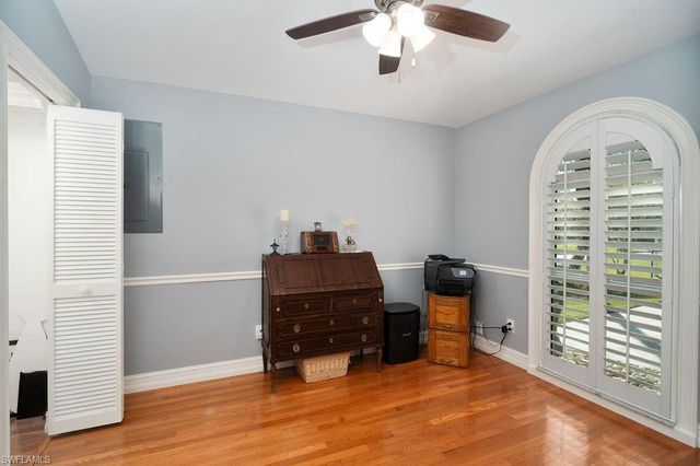 2421 22nd AVE NE, Naples, FL 34120