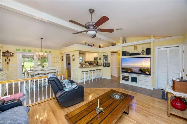 2421 22nd AVE NE, Naples, FL 34120