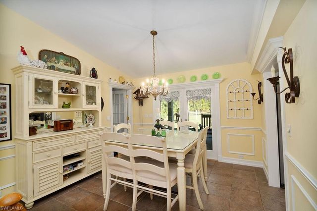 2421 22nd AVE NE, Naples, FL 34120