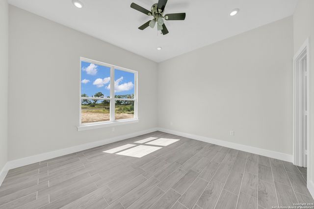 1585 PR 2771, Mico, TX 78056