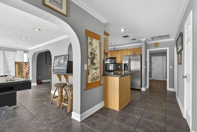 9774 Jonquil Circle S, Palm Beach Gardens, FL 33410