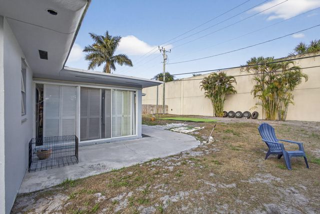 9774 Jonquil Circle S, Palm Beach Gardens, FL 33410