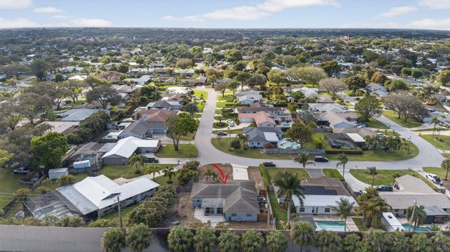 9774 Jonquil Circle S, Palm Beach Gardens, FL 33410