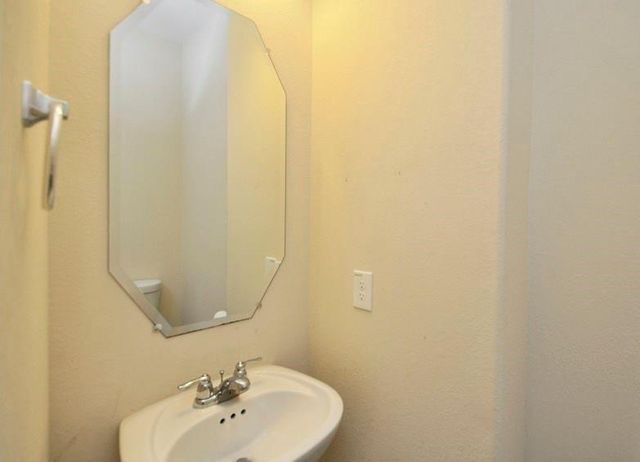 7302 Autumn Sun Drive, Houston, TX 77083