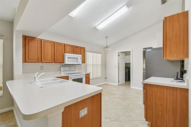 3827 EVERSHOLT STREET, Clermont, FL 34711