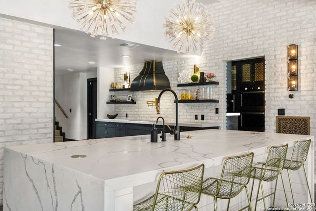 301 Primrose Place, San Antonio, TX 78209