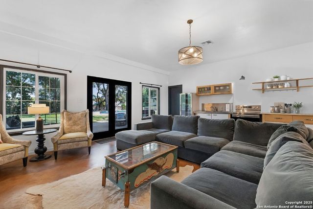 301 Primrose Place, San Antonio, TX 78209