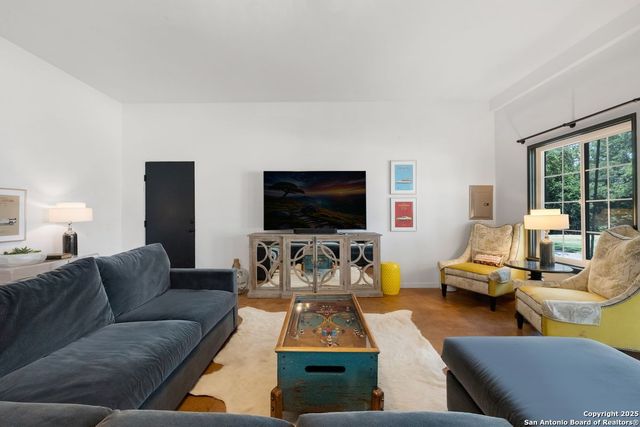 301 Primrose Place, San Antonio, TX 78209