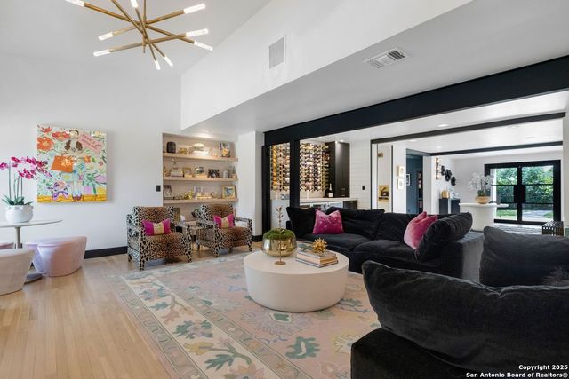 301 Primrose Place, San Antonio, TX 78209