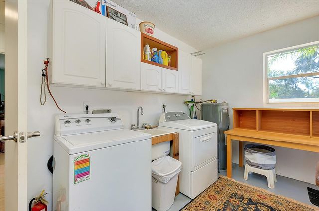 2021 ALLEN STREET, Englewood, FL 34223