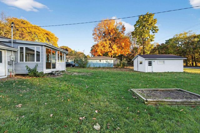 6829 Cooper Avenue, Middleton, WI 53562