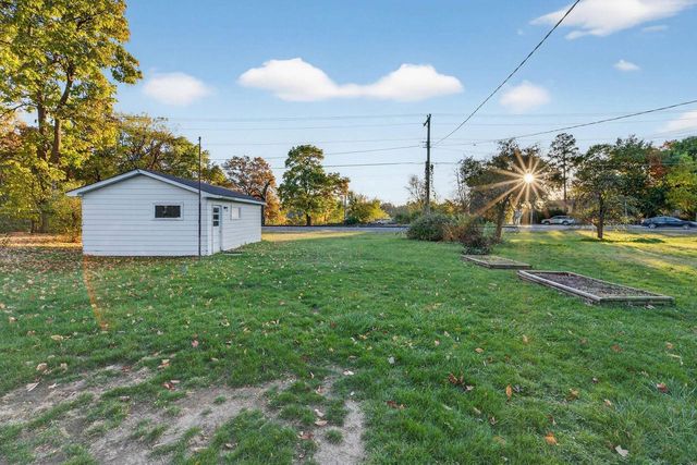 6829 Cooper Avenue, Middleton, WI 53562