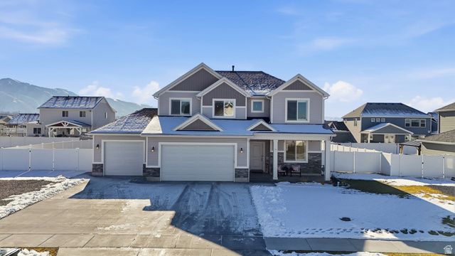 276 W 450 S, Hyde Park, UT 84318