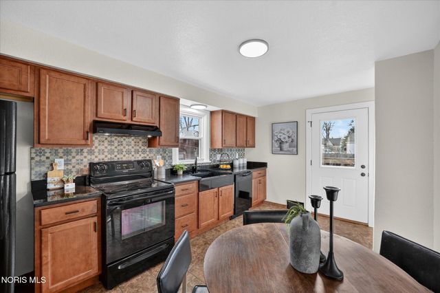 5831 Gany Mede Drive, Toledo, OH 43623