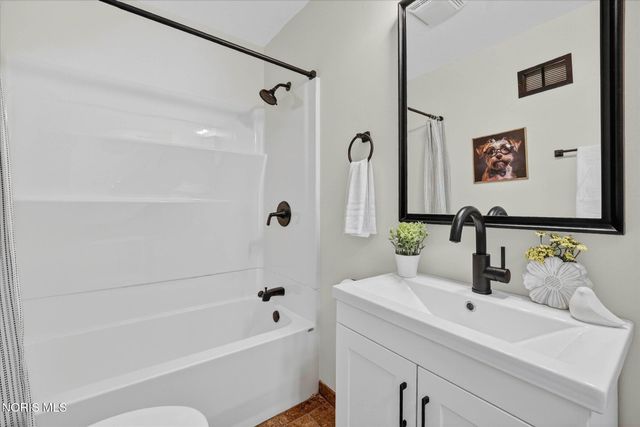 5831 Gany Mede Drive, Toledo, OH 43623