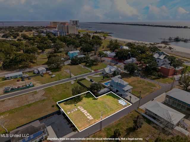 126 Kuhn Street, Biloxi, MS 39530