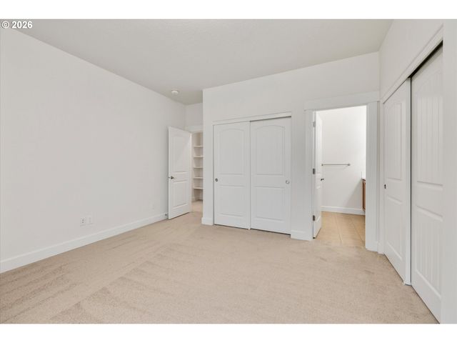 4489 Se HILLYARD Ct, Gresham, OR 97080