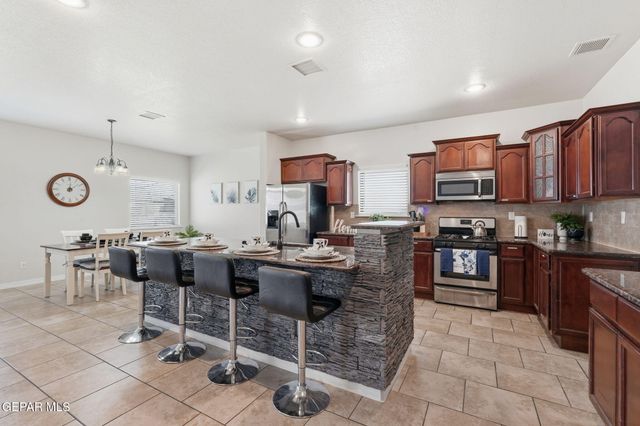 14549 Shady River Avenue, El Paso, TX 79938