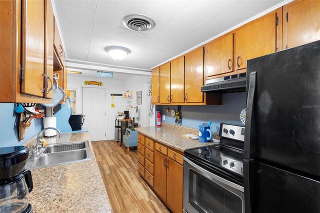 529 N LEAVITT AVENUE, Orange City, FL 32763