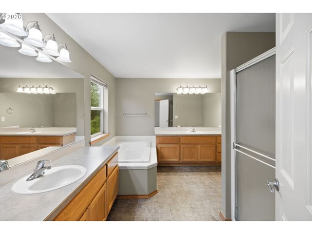 1005 Ne 277TH Ave, Camas, WA 98607