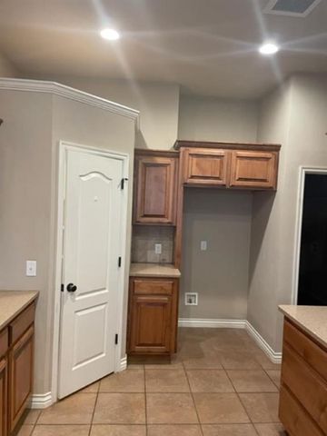 401 Durkee Road, Yukon, OK 73099