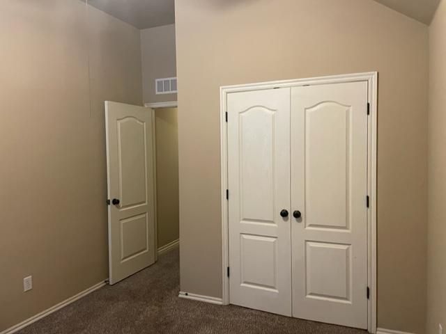 401 Durkee Road, Yukon, OK 73099