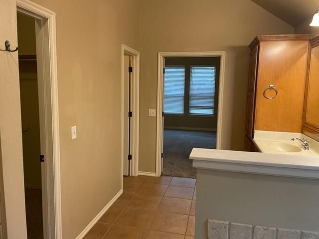 401 Durkee Road, Yukon, OK 73099