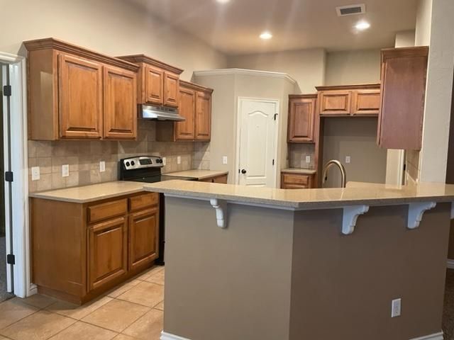 401 Durkee Road, Yukon, OK 73099
