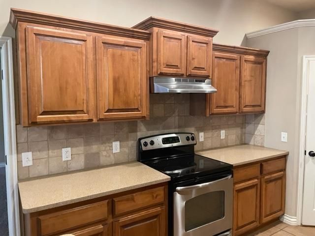 401 Durkee Road, Yukon, OK 73099