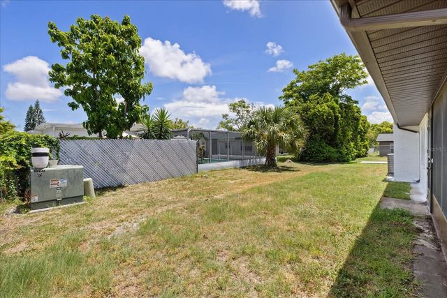 7025 KINGSWAY DRIVE, Port Richey, FL 34668