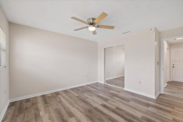 7025 KINGSWAY DRIVE, Port Richey, FL 34668