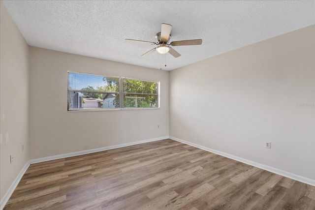 7025 KINGSWAY DRIVE, Port Richey, FL 34668
