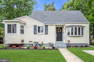 2002 S BRIGHTON AVE, Clementon, NJ 08021