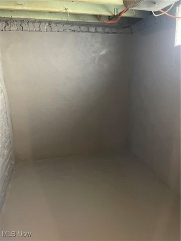 1516 Midland Avenue, Youngstown, OH 44509