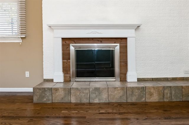 2021 Castleton Drive, Troy, MI 48083