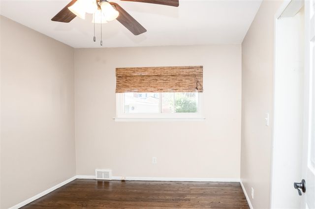 2021 Castleton Drive, Troy, MI 48083