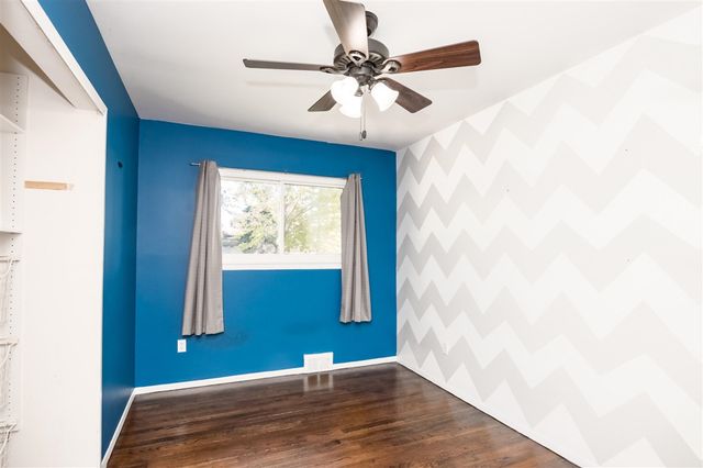 2021 Castleton Drive, Troy, MI 48083