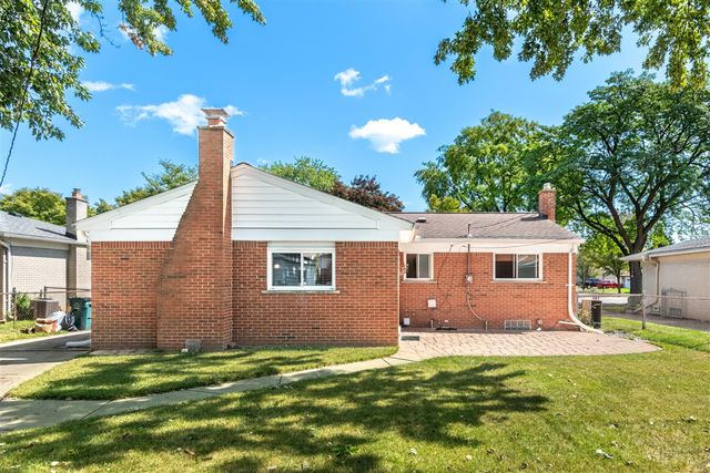 2021 Castleton Drive, Troy, MI 48083