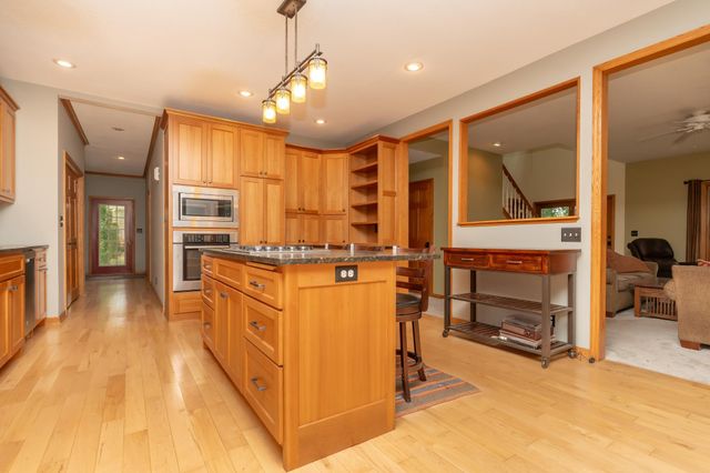 5511 Hugo Road, White Bear Twp, MN 55110