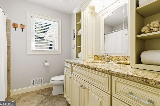 6812 Sky Lane Drive, Acworth, GA 30102