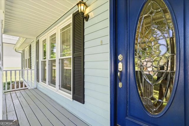 6812 Sky Lane Drive, Acworth, GA 30102