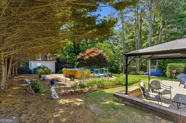 6812 Sky Lane Drive, Acworth, GA 30102