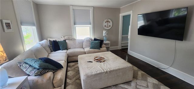 26 Carey Street, Newport, RI 02840