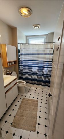 26 Carey Street, Newport, RI 02840
